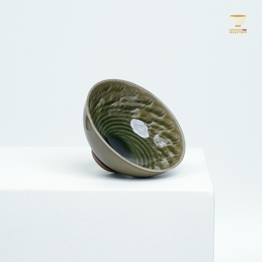【Longquan Celadon by Liao Xinliang ·Rising Winds and Flowing Waters Wood-fire Teacup｜A Masterpiece of Craftsmanship & Tea Aesthetic Collection】