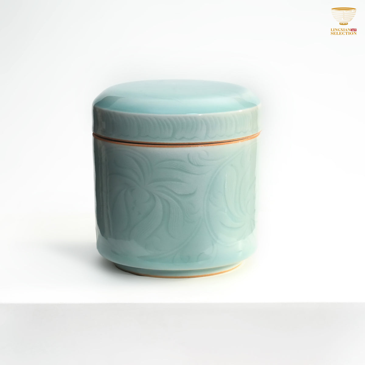 Jin Hongyang · Celadon Pink Blue Lotus-Patterned Tea Jar｜Hand-Carved Elegance · Delicate Lotus Motif · Smooth and Refined Texture · A Collector’s Choice for Tea Storage**