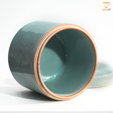 Jin Hongyang · Celadon Pink Blue Lotus-Patterned Tea Jar｜Hand-Carved Elegance · Delicate Lotus Motif · Smooth and Refined Texture · A Collector’s Choice for Tea Storage**