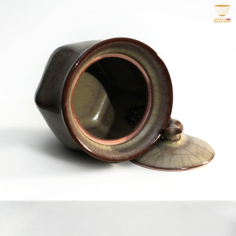 Jin Hongyang · Ge Ware Ice-Crackle Quick teapot｜Transmutation Glaze · Handcrafted Finish · Reimagined Antiquity · A Statement Piece for the Tea Table