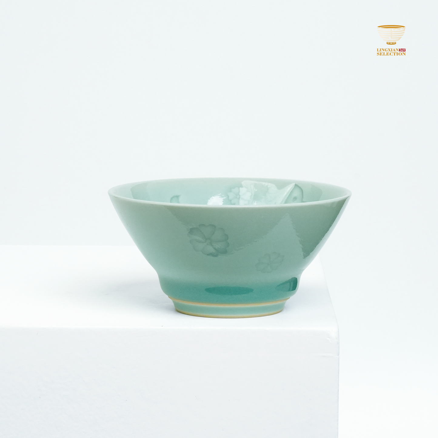 【Longquan Celadon by Liao Xinliang · Butterfly Teacup｜A Masterpiece of Craftsmanship & Tea Aesthetic Collection】