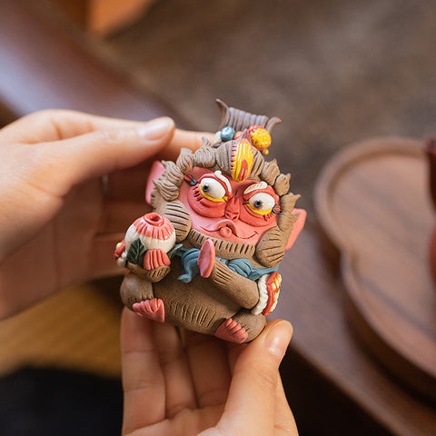 Monkey King Desk Ornament – Zodiac “Monkey King” Tea Pet & Incense Holder | Traditional Chinese Gift | Random Shape