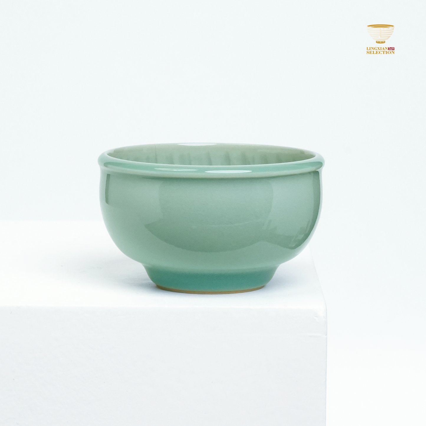 【Longquan Celadon by Liao Xinliang ·Rising Winds and Flowing Waters Teacup｜A Masterpiece of Craftsmanship & Tea Aesthetic Collection】