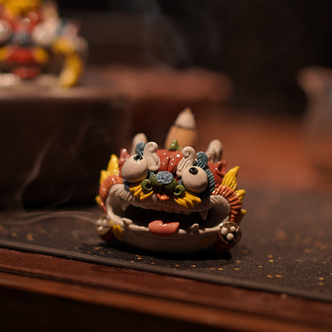 Little Dragon Dumpling Tea Pet & Incense Holder – Zodiac Dragon Gift, Handcrafted Porcelain – Traditional Chinese Gift