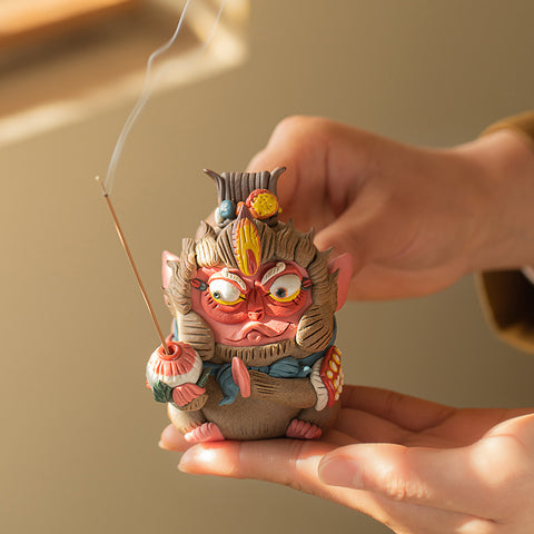 Monkey King Desk Ornament – Zodiac “Monkey King” Tea Pet & Incense Holder | Traditional Chinese Gift | Random Shape