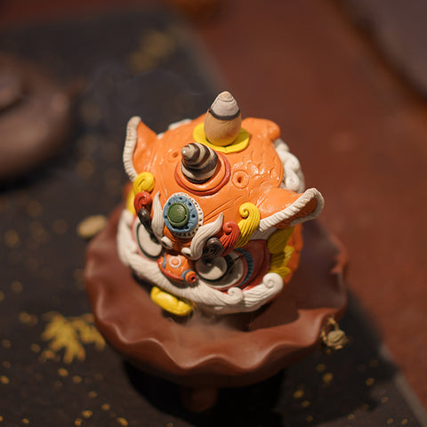 Chinese Lion Dance-Inspired Tea Pet – Backflow Incense Burner | Jingdezhen Porcelain | Traditional Chinese Gift