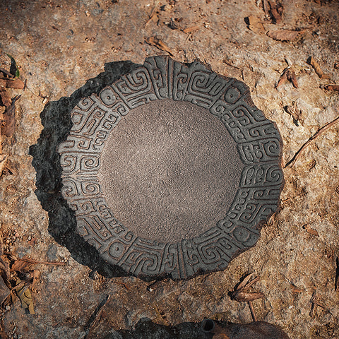 Jingdezhen Rustic Ceramic Tea Tray with Taotie Motif – Water-Storing Gongfu Tea Plate, Traditional Chinese Gift