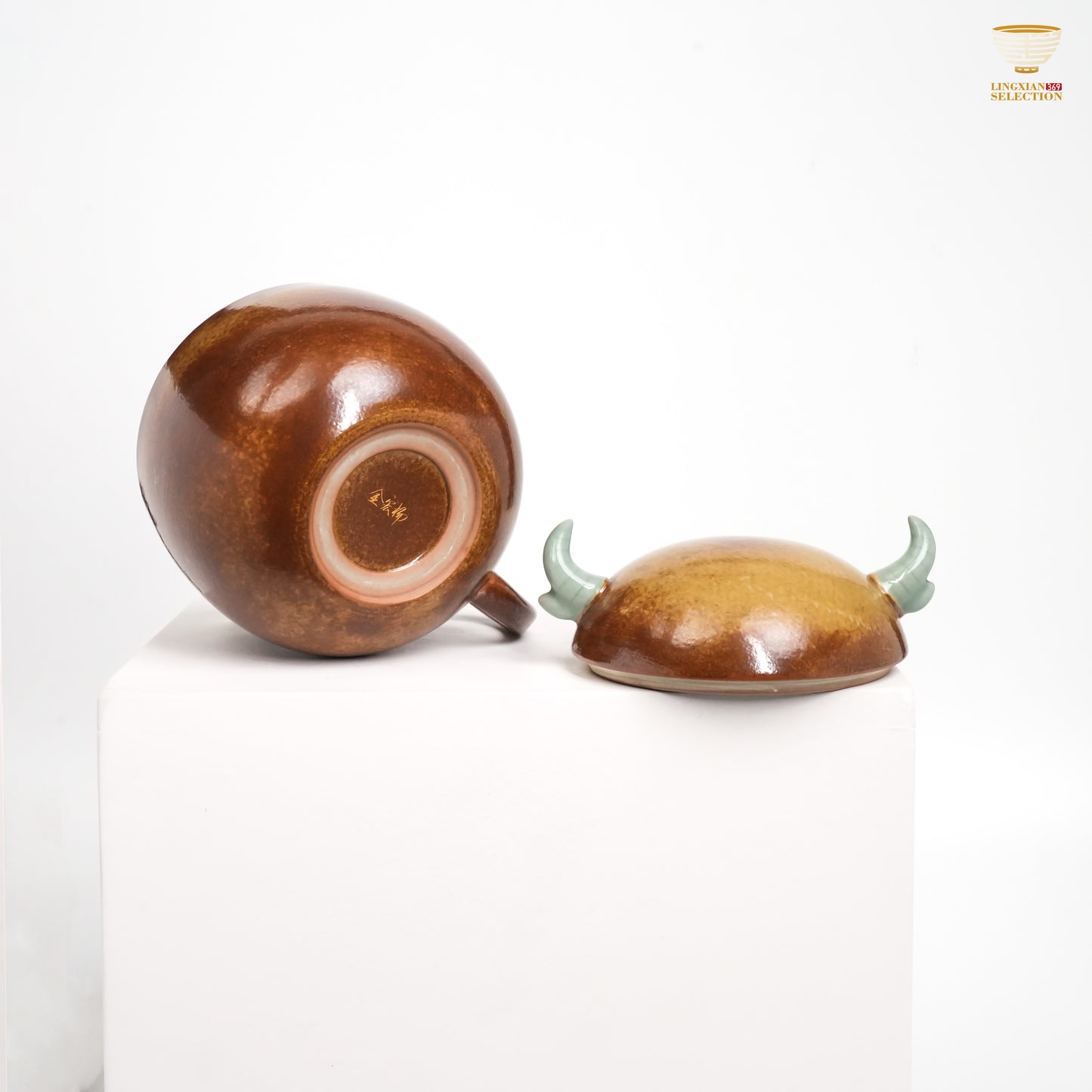 Jin Hongyang · Wood-Ash Glaze Mug Series｜High-Fired Wood Kiln · Handmade Ceramic Art · Unique Creative Design · Ideal for Daily Beverages