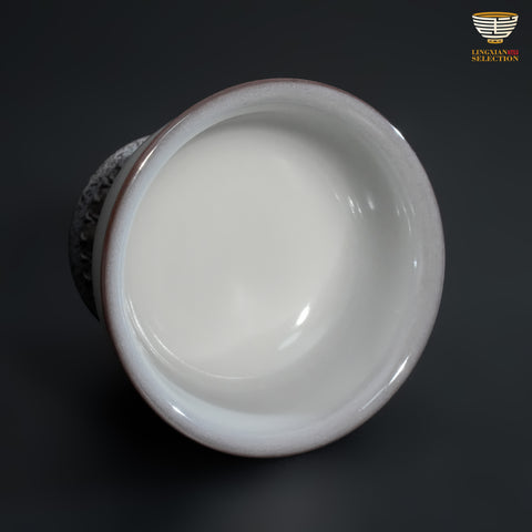 Wu Jun · Stemmed Lotus Pedestal Cup｜Stone-Inspired Base, Pure Glaze, A Vessel of Contemplation