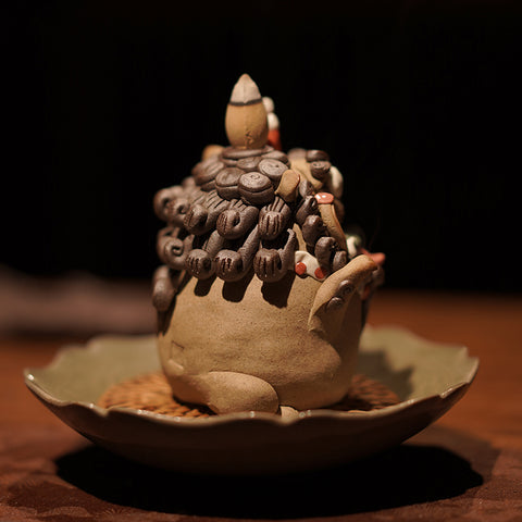 "Fortune & Harmony" Pixiu – Handcrafted Jingdezhen Ceramic Tea Pet & Incense Burner | Backflow & Stick Compatible | Traditional Chinese Tea Gift