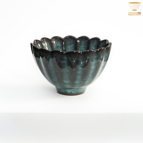 Jin Hongyang · Crackled Glaze Teacup｜Handcrafted High-Fired Porcelain · Glassy Texture · Zen-Inspired Teaware · Ideal for Tasting Tea