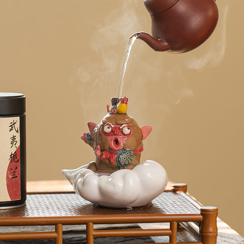 Monkey King Desk Ornament – Zodiac “Monkey King” Tea Pet & Incense Holder | Traditional Chinese Gift | Random Shape