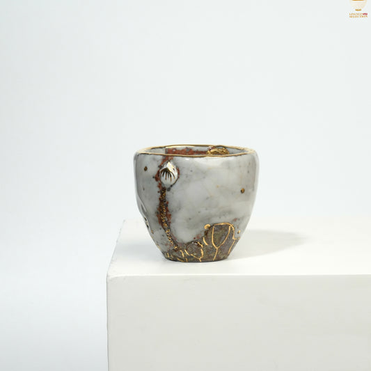 Gao Yue · Shino Lotus Teacup｜Handcrafted Wood-Fired · Zen-Inspired Lotus Motif · Wabi-Sabi Aesthetics · Masterfully Crafted Elegance
