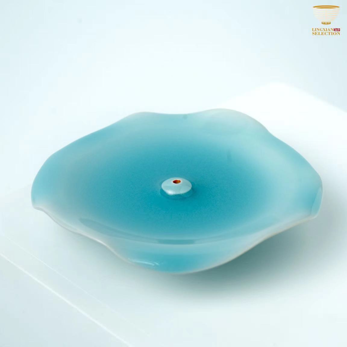 Celadon Lotus Leaf Incense Holder From Jin Hongyang｜Handcrafted Aromatherapy Burner｜Tranquil Zen Tea Space Ornament