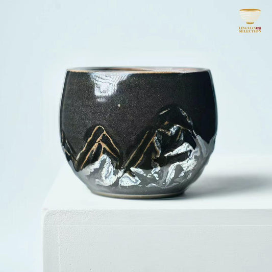 Baiding Jian Zhan “Snow Mountain” Teacup | Handmade Black-Glaze Relief | Timeless Oriental Elegance · Collectible Ceramic Gift