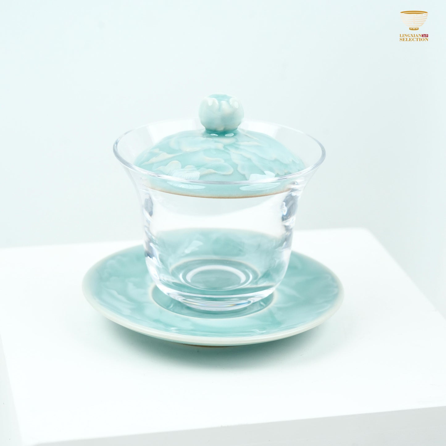 Master Lei Huixian Celadon Gaiwan with Peony Relief｜Glass Body & Carved Porcelain Lid/Saucer｜Elegant Fusion Tea Bowl for Gongfu Brewing