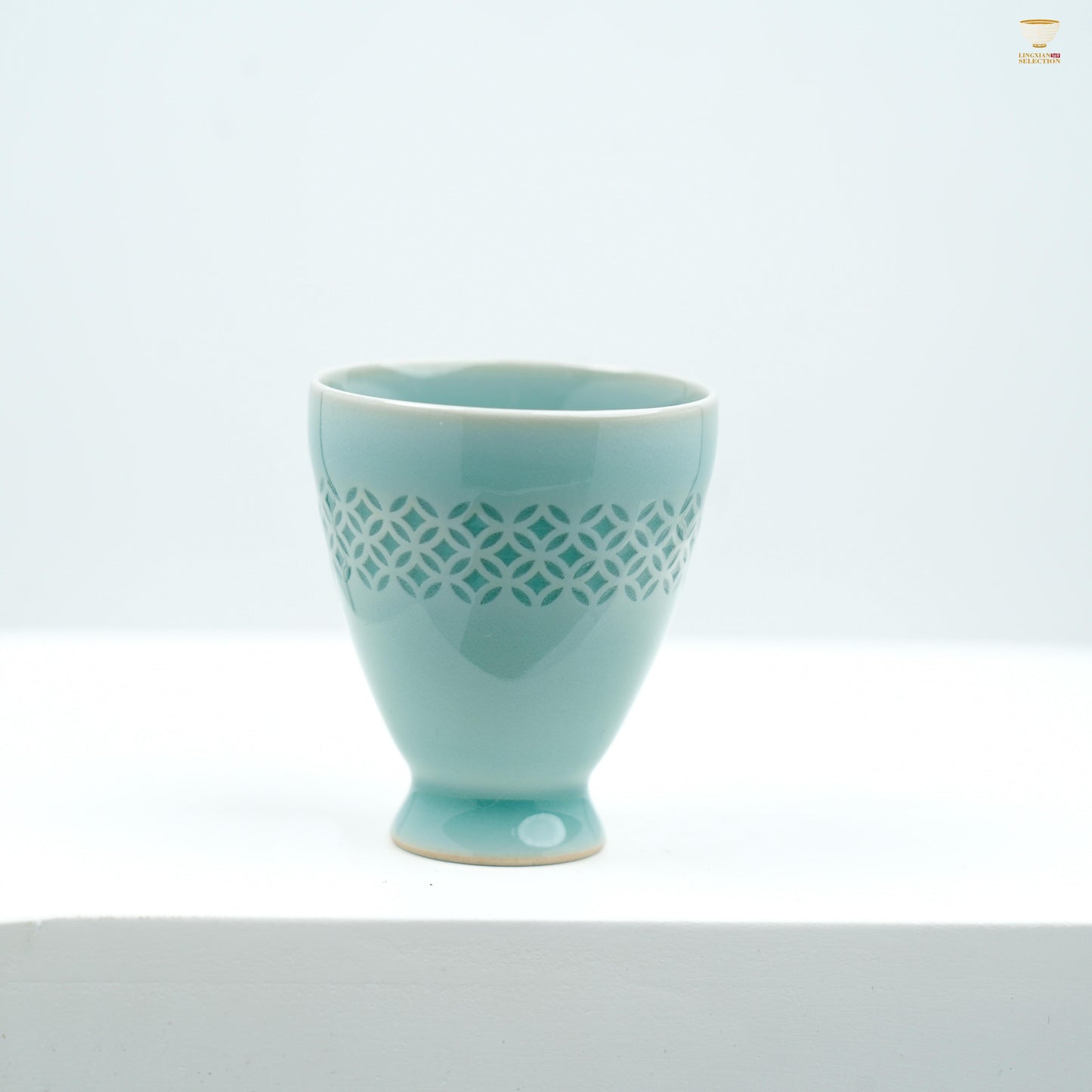 【Celadon Window Cup From Lei Huixian】Celadon Hollow-carved Teacup with Translucent Geometric Pattern – Elegant Gongfu Tea Ceremony Cup