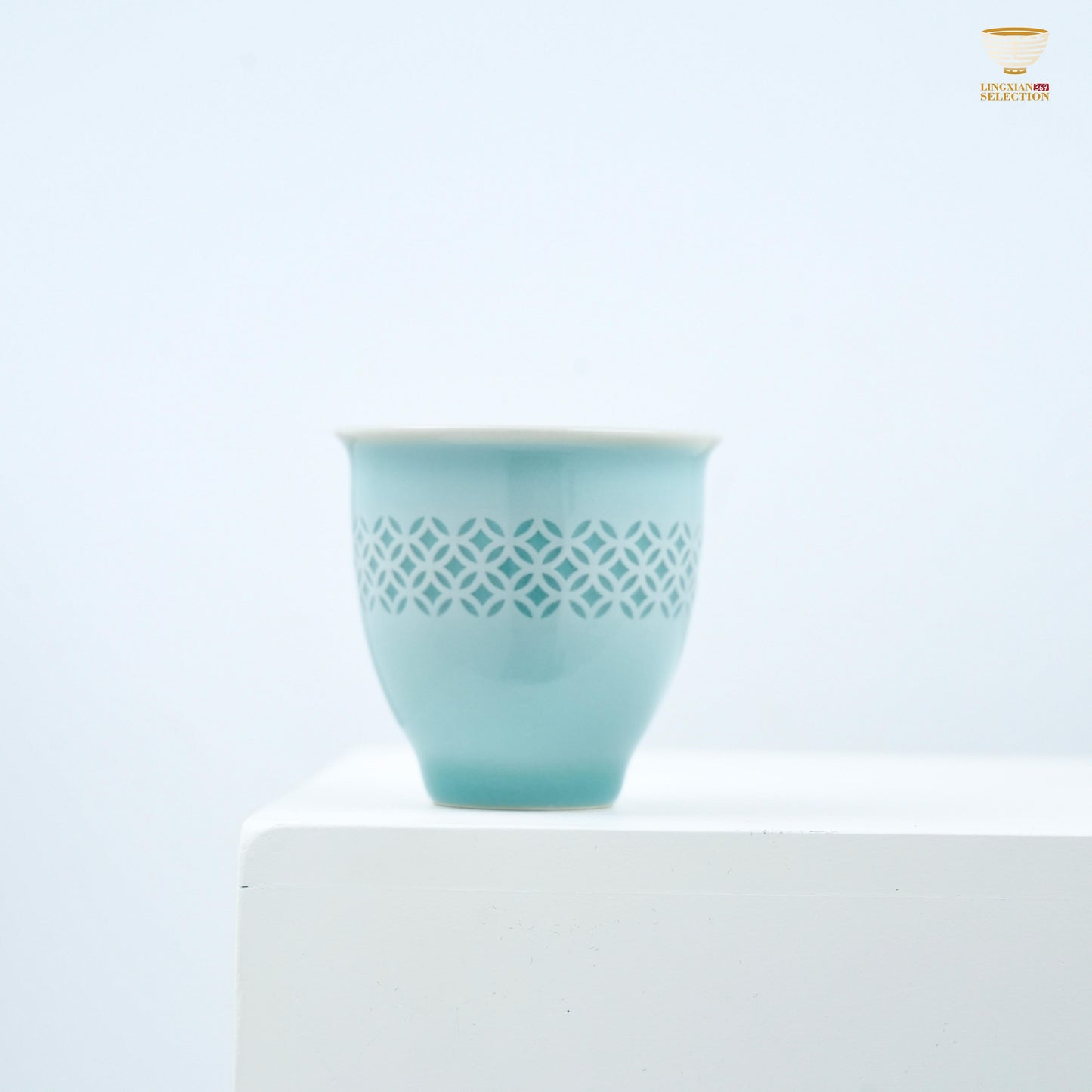 【Celadon Window Cup From Lei Huixian】Celadon Hollow-carved Teacup with Translucent Geometric Pattern – Elegant Gongfu Tea Ceremony Cup