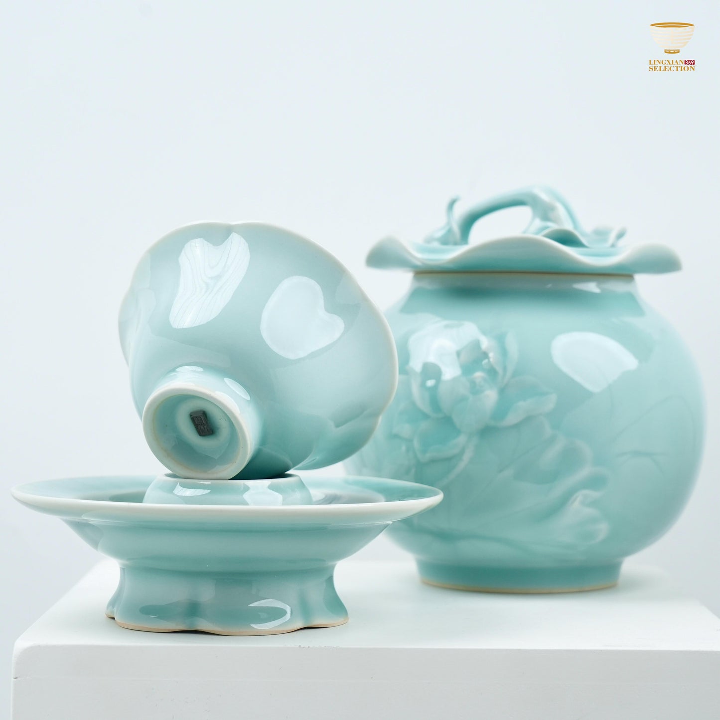 【Diplomatic Gift in Hangzhou Asian Games From Lei Huixian】Elegant Celadon Tea Set | Flower Cup & Carved Jar | Aesthetic Chinese Teaware Gift Set | Artisan Porcelain for Collectors